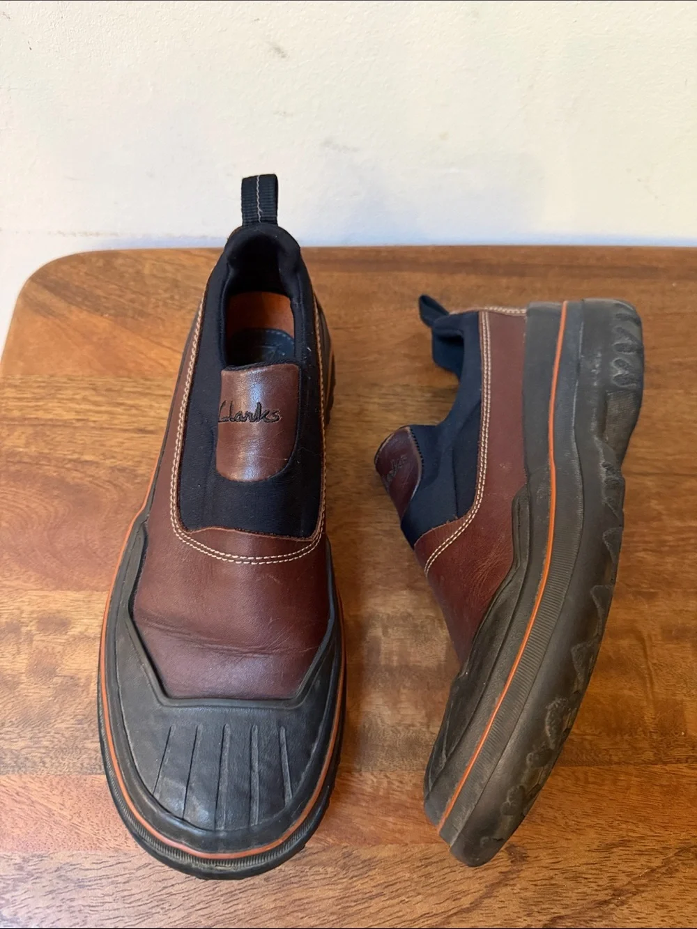 Vintage Clarks Muckers Waterproof Slip-on Duck Shoes Size 7